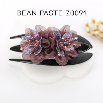 Elegant Floral Hair Clip